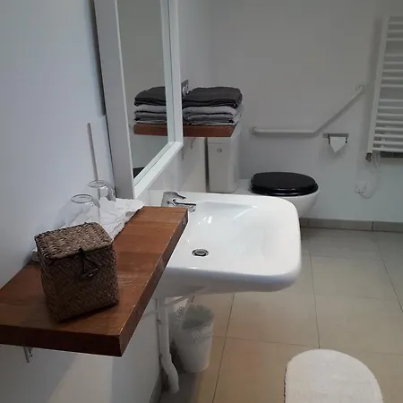 Ecluse De La Tindière 2*