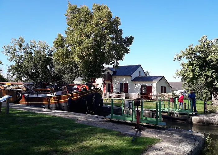 B&B Ecluse De La Tindiere 3*