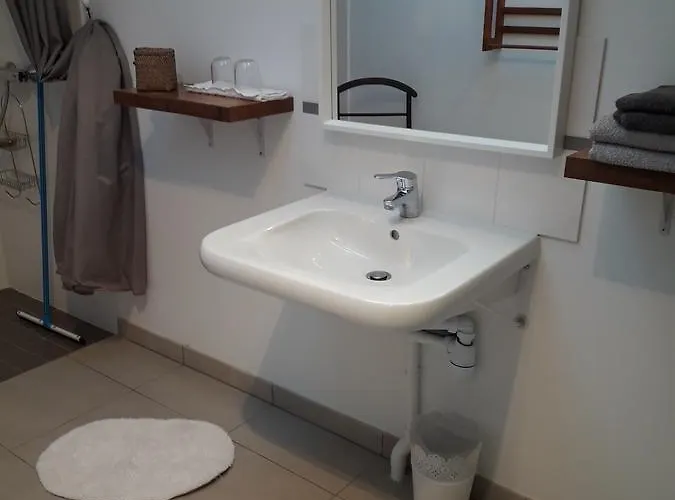 Ecluse De La Tindiere